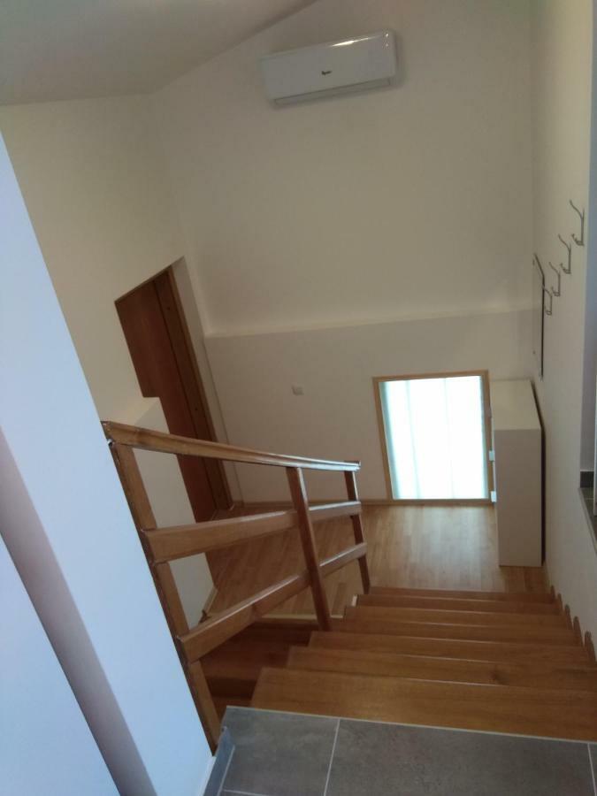 Lorber House Stinjan Apartment พูลา ภายนอก รูปภาพ
