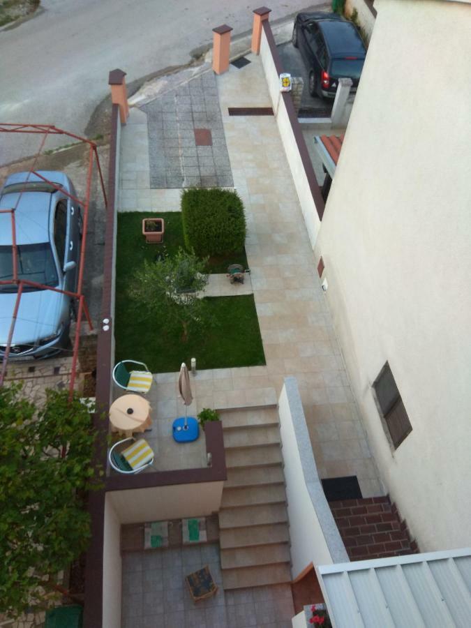 Lorber House Stinjan Apartment พูลา ภายนอก รูปภาพ